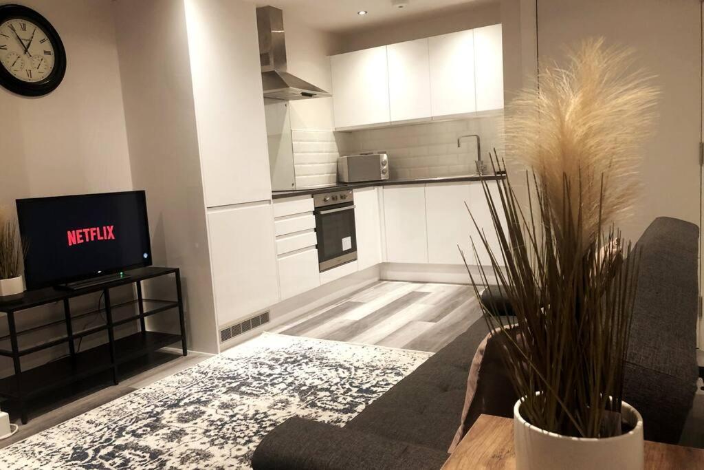 Entire Apartment / Nec / Resorts World / Birmingham Airport Sheldon  Zewnętrze zdjęcie